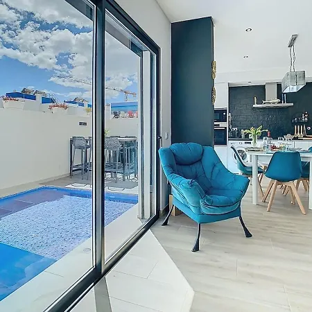 Casa Launa