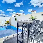 Casa Launa *